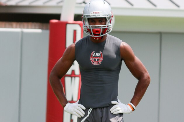 Ohio State landed a monster 2017 pledge when 4-star DB Isaiah Pryor committed to the Buckeyes on Monday.