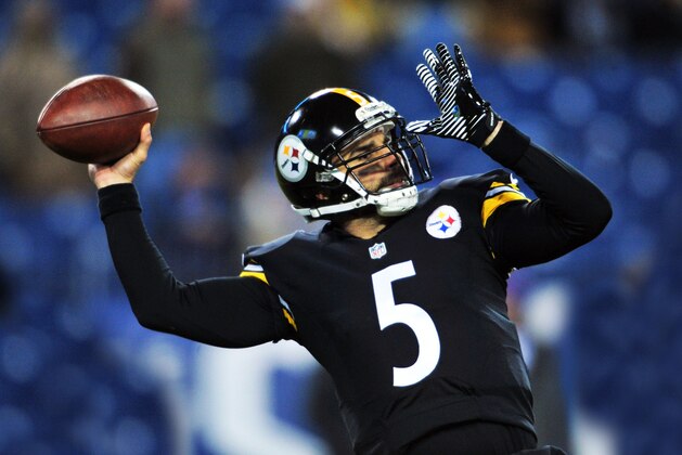 NASHVILLE, TN - NOVEMBER 17:  Quarterback Bruce Gradkowski #5 of the Pittsburgh Steelers warms up  during a NFL game against the Tennessee Titans at LP Field on November 17, 2014 in Nashville, Tennessee.  (Photo by Ronald C. Modra/Sports Imagery/ Getty Images)