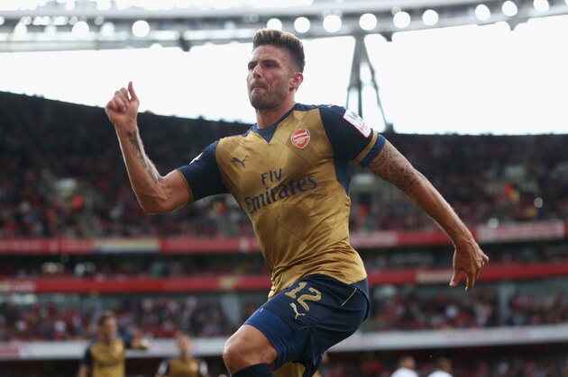 LONDON, ENGLAND - JULY 25:  Olivier Giroud of Arsenal celebrates after scoring the first goal during the Emirates Cup match between Arsenal and Olympique Lyonnais at the Emirates Stadium on July 25, 2015 in London, England.  (Photo by David Rogers/Getty Images)