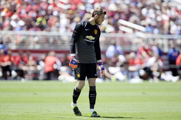 SANTA CLARA, CA - JULY 25:  Goalkeeper David De Gea #1 of Manchester United during the International Champions Cup friendly soccer match against FC Barcelona at the Levi's Stadium July 25, 2015 in Santa Clara, California. (Photo by Kevork Djansezian/Getty Images)