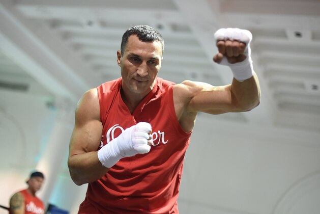 Wladimir Klitschko works out at Jordan Brand's Terminal 23 in New York  April 22, 2015. Wladimir Klitschko will fight Bryant Jennings for the Heavyweight Championship at Madison Square Garden on  April 25, 2015 . AFP PHOTO /  TIMOTHY  A. CLARY        (Photo credit should read TIMOTHY A. CLARY/AFP/Getty Images)