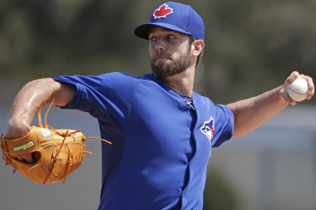 Toronto Blue Jays starting pitcher Daniel Norris (32) throws the ball in a spring baseball game against the split squad New York Yankees in Dunedin, Fla., Saturday, March 14, 2015. The Jays defeated the Yankees 1-0. (AP Photo/Kathy Willens)