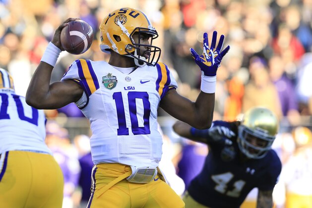 LSU quarterback Anthony Jennings (10) passes against Notre Dame in the first half of the Music City Bowl NCAA college football game, Tuesday, Dec. 30, 2014, in Nashville, Tenn. (AP Photo/Mark Humphrey)