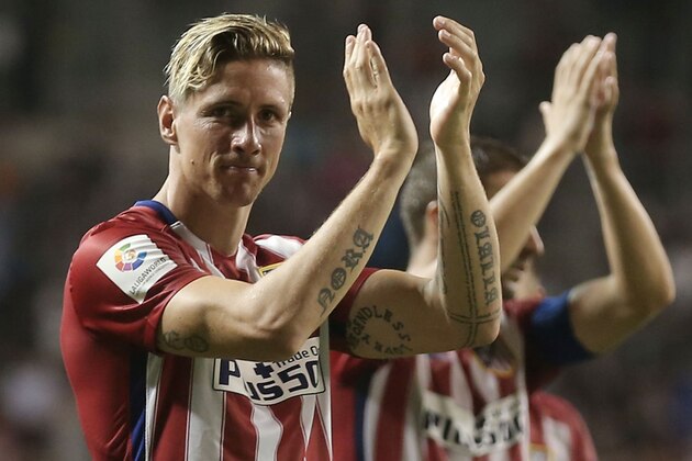 TOSU, JAPAN - AUGUST 01: Fernando Torres #9 waves to the crowd after defeating Sagan Tosu F.C. during the friendly match between Atletico Madrid and Sagan Tosu F.C. at Tosu Stadium on August 1, 2015 in Tosu, Japan.  (Photo by Chris McGrath/Getty Images)