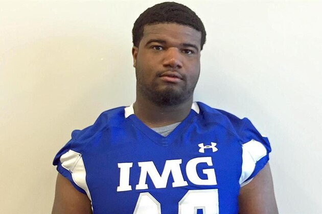 5-Star DE Shavar Manuel is currently favoring a trio of SEC heavyweights in his recruitment.