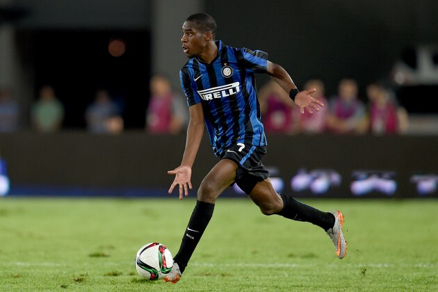 GUANGZHOU, CHINA - JULY 27:  Geoffrey Kondogbia  of FC Internazionale in action during the International Champions Cup match between FC Internazionale v Real Madrid on July 27, 2015 in Guangzhou, China.  (Photo by Claudio Villa - Inter/Getty Images)