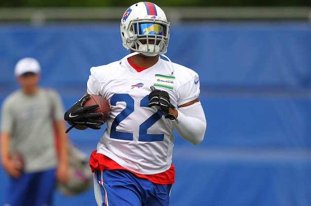 Buffalo Bills running back Fred Jackson (22) takes part in drills during their NFL football organized team activity in Orchard Park, N.Y., Wednesday, May 27, 2015. (AP Photo/Bill Wippert)