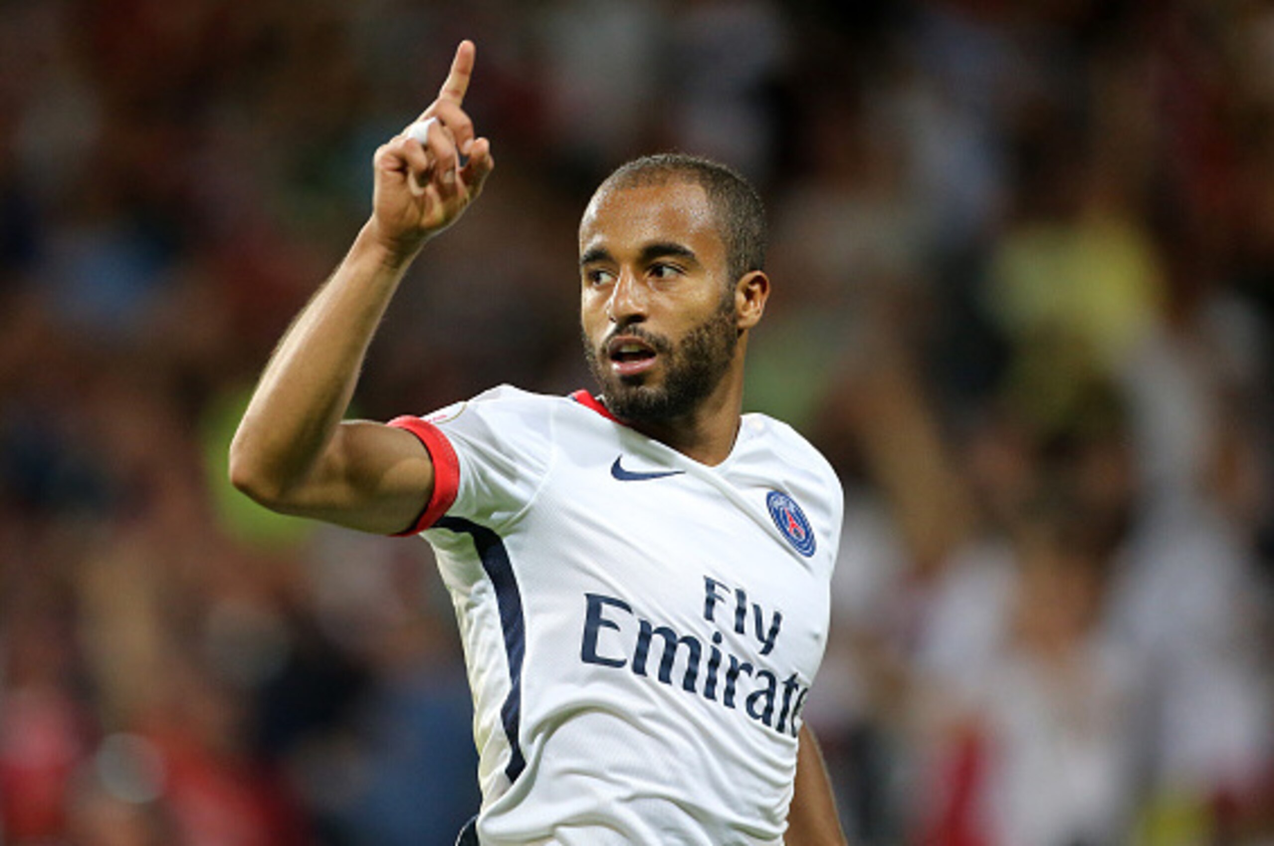 LILLE - AUGUST 7: Lucas Moura of PSG celebrates scoring a goal during the French Ligue 1 match between Lille OSC (LOSC) and Paris Saint-Germain (PSG) at Grand Stade Pierre Mauroy on August 7, 2015 in Lille, France. (Photo by Jean Catuffe/Getty Images) LILLE - AUGUST 7: Lucas Moura of PSG celebrates scoring a goal during the French Ligue 1 match between Lille OSC (LOSC) and Paris Saint-Germain (PSG) at Grand Stade Pierre Mauroy on August 7, 2015 in Lille, France. (Photo by Jean Catuffe/Getty Images)
