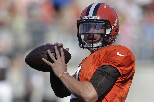 Cleveland Browns quarterback Johnny Manziel during an NFL training camp scrimmage game at Ohio Stadium Friday, Aug. 7, 2015, in Columbus, Ohio. (AP Photo/Jay LaPrete)