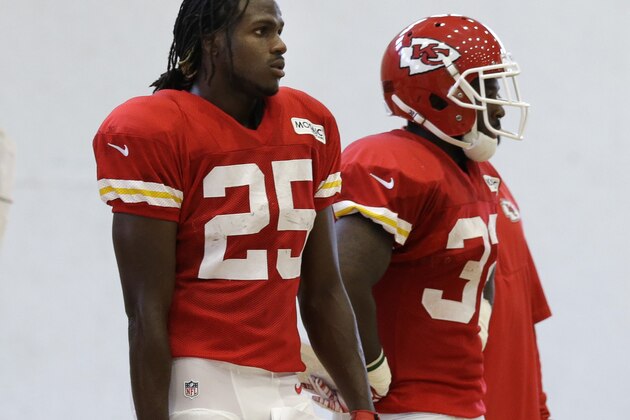 Kansas City Chiefs running back Jamaal Charles (25) rests between plays during NFL football training camp in St. Joseph, Mo., Monday, Aug. 3, 2015. (AP Photo/Orlin Wagner)