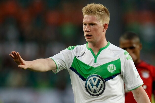 WOLFSBURG, GERMANY - AUGUST 01:  Kevin De Bruyne of VfL Wolfsburg gestures during the DFL Supercup 2015 match between VfL Wolfsburg and FC Bayern Muenchen at Volkswagen Arena on August 1, 2015 in Wolfsburg, Germany.  (Photo by Boris Streubel/Getty Images)