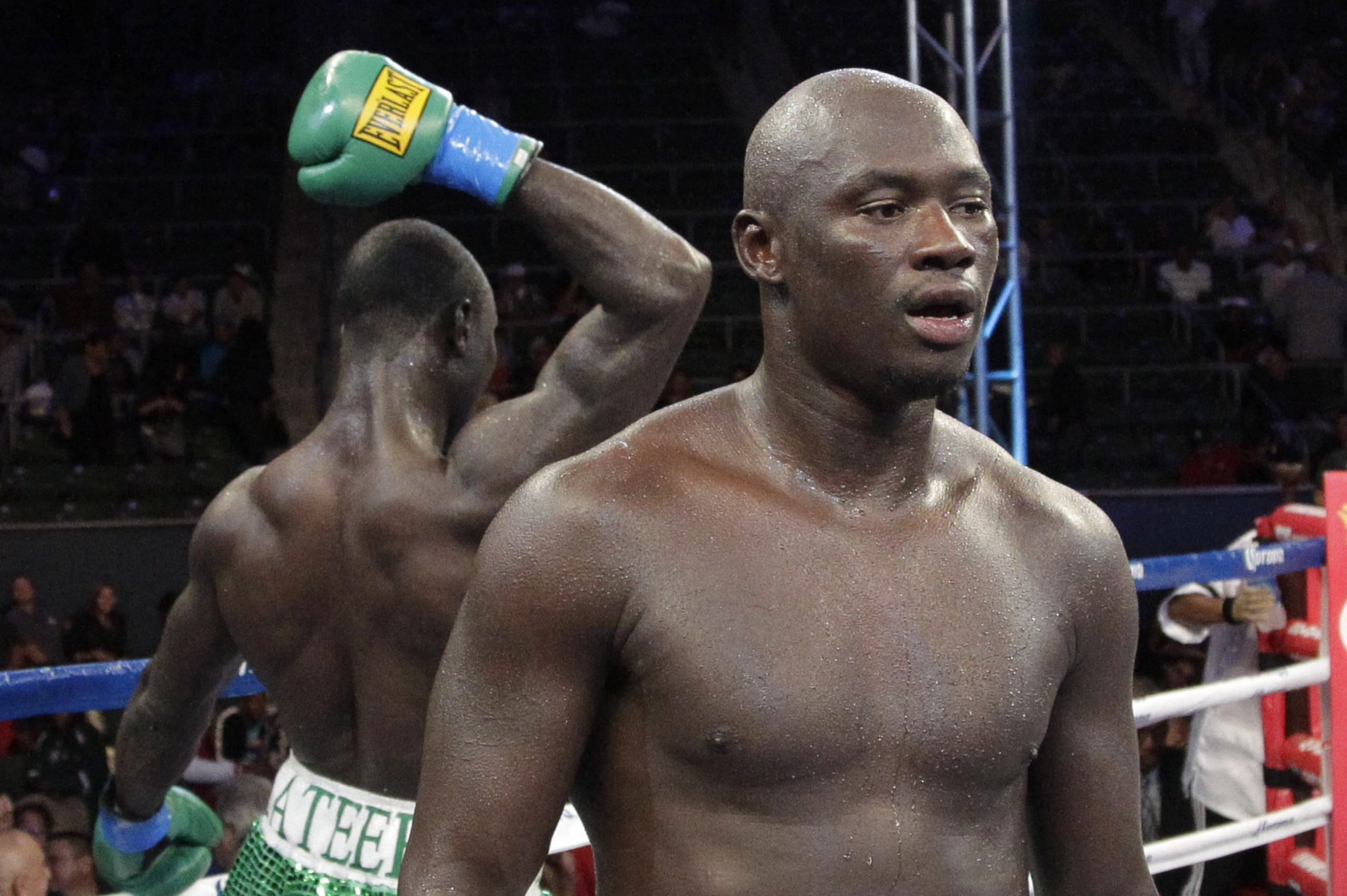 Antonio Tarver, center, walks away from Lateef Kayode, of Nigeria, after their cruiserweight boxing match in Carson, Calif., Saturday, June 2, 2012. The fight ended in a draw. (AP Photo/Jae C. Hong)