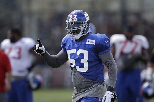 New York Giants' Jameel McClain gestures during a practice at NFL football training camp in East Rutherford, N.J., Sunday, Aug. 2, 2015. (AP Photo/Seth Wenig)