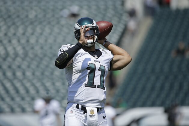 Philadelphia Eagles' Tim Tebow warms up before a preseason NFL football game against the Indianapolis Colts, Sunday, Aug. 16, 2015, in Philadelphia. (AP Photo/Michael Perez)