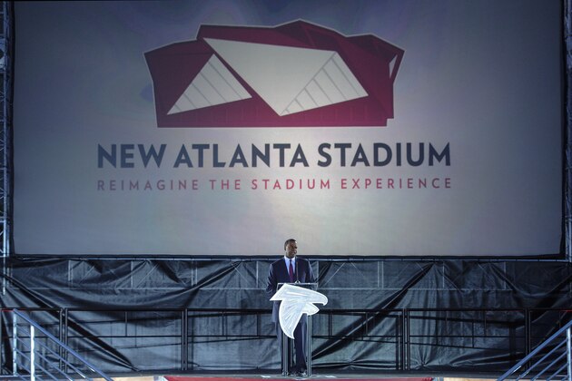 Atlanta Mayor Kasim Reed speaks during the ground breaking ceremony for the new stadium to be the home of the Atlanta Falcons, and the new Atlanta Major League Soccer team franchise, held Monday, May 19, 2014, in Atlanta. (AP Photo/John Amis)