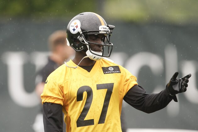 Pittsburgh Steelers cornerback Senquez Golson (27)participates in an NFL football organized team activity, OTA, Tuesday, May 26, 2015 in Pittsburgh. (AP Photo/Keith Srakocic)