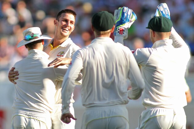 LONDON, ENGLAND - AUGUST 21: Mitchell Marsh of Australia celebrates taking the wicket of Ben Stokes of England during day two of the 5th Investec Ashes Test match between England and Australia at The Kia Oval on August 21, 2015 in London, United Kingdom. (Photo by Mitchell Gunn/Getty Images)