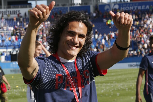 MONTREAL, QC - AUGUST 1: Edinson Cavani of PSG greets fans after winning the 2015 Trophee des Champions between Paris Saint-Germain (PSG) and Olympique Lyonnais (OL) at Stade Saputo on August 1, 2015 in Montreal, Quebec, Canada. (Photo by Jean Catuffe/Getty Images) MONTREAL, QC - AUGUST 1: Edinson Cavani of PSG greets fans after winning the 2015 Trophee des Champions between Paris Saint-Germain (PSG) and Olympique Lyonnais (OL) at Stade Saputo on August 1, 2015 in Montreal, Quebec, Canada. (Photo by Jean Catuffe/Getty Images)