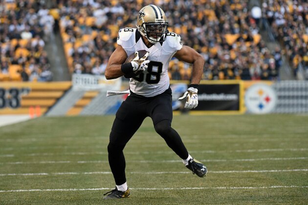 PITTSBURGH, PA - NOVEMBER 30:  Wide receiver Nick Toon #88 of the New Orleans Saints runs with the football after catching a pass during a game against the Pittsburgh Steelers at Heinz Field on November 30, 2014 in Pittsburgh, Pennsylvania.  The Saints defeated the Steelers 35-32.  (Photo by George Gojkovich/Getty Images)