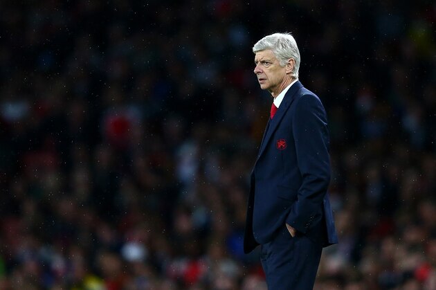 LONDON, ENGLAND - AUGUST 24:  Arsene Wenger, Manager of Arsenal looks on during the Barclays Premier League match between Arsenal and Liverpool at the Emirates Stadium on August 24, 2015 in London, United Kingdom.  (Photo by Clive Mason/Getty Images)