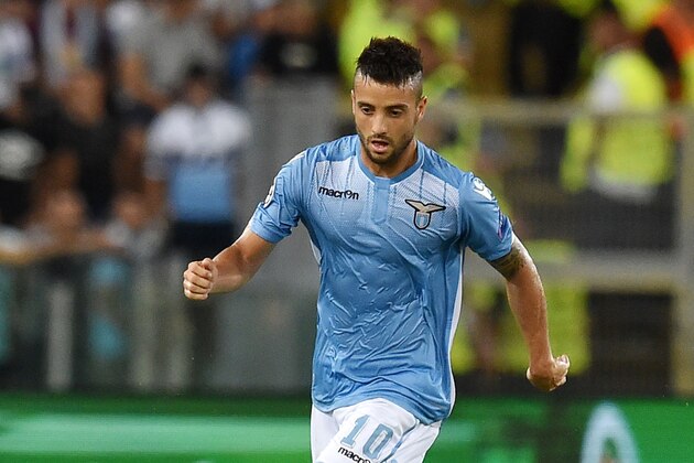 ROME, ITALY - AUGUST 18: Felipe Anderson of SS Lazio  in action during the UEFA Champions League qualifying round play off first leg match between SS Lazio and Bayer Leverkusen at Olimpico Stadium on August 18, 2015 in Rome, Italy.  (Photo by Giuseppe Bellini/Getty Images)