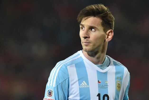 Argentina's forward Lionel Messi is seen during their 2015 Copa America football championship final against Chile, in Santiago, Chile, on July 4, 2015.  AFP PHOTO / RODRIGO ARANGUA        (Photo credit should read RODRIGO ARANGUA/AFP/Getty Images)