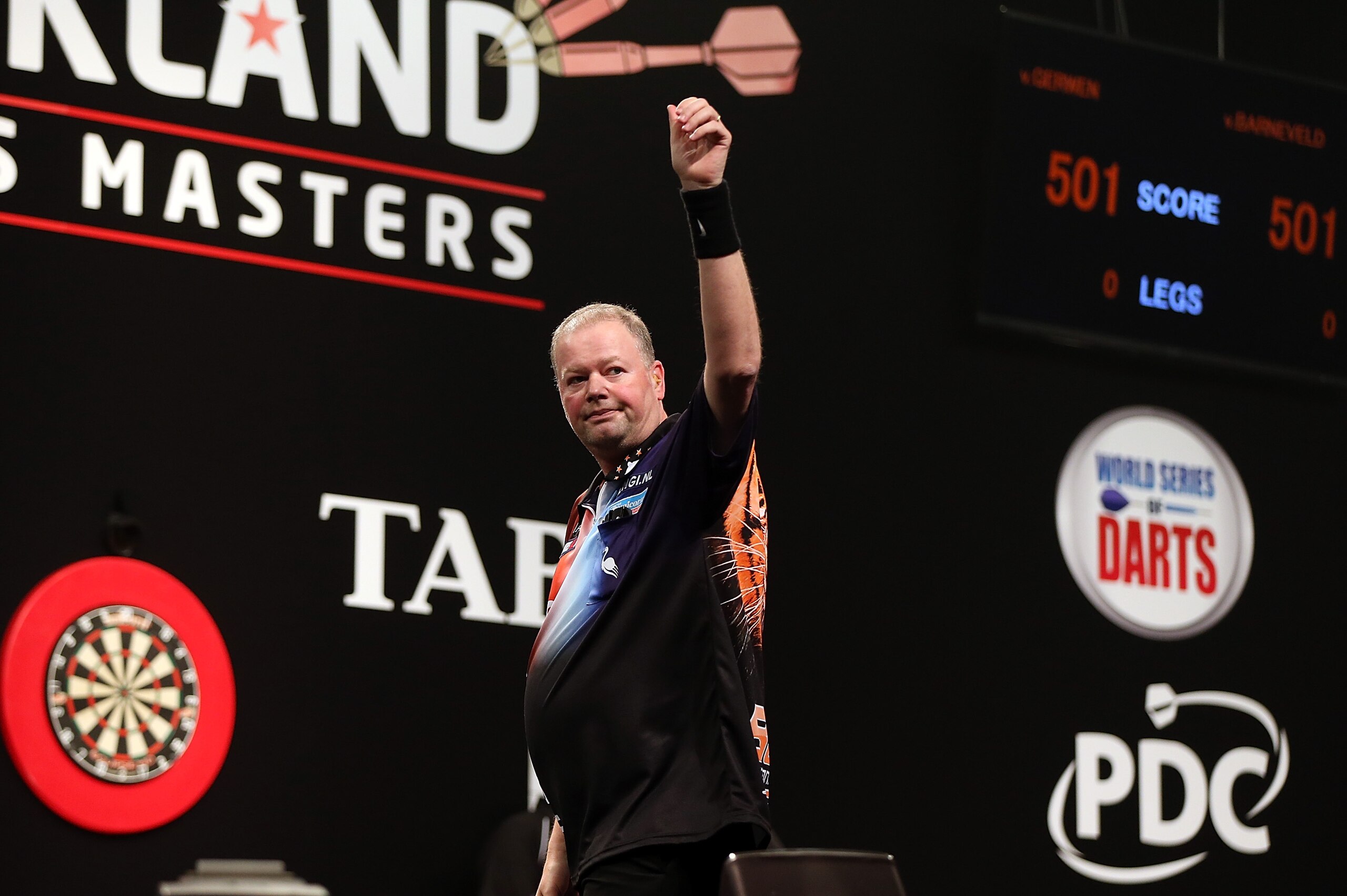 AUCKLAND, NEW ZEALAND - AUGUST 29:  Raymond van Barneveld reacts during the Auckland Darts Masters at The Trusts Arena on August 29, 2015 in Auckland, New Zealand.  (Photo by Michael Bradley/Getty Images)