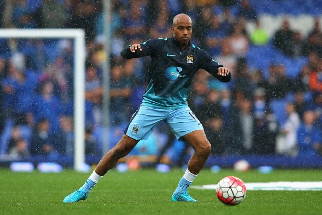 LIVERPOOL, ENGLAND - AUGUST 23: Fabian Delph of Manchester City warms up prior to the Barclays Premier League match between Everton and Manchester City at Goodison Park on August 23, 2015 in Liverpool, England.  (Photo by Alex Livesey/Getty Images)