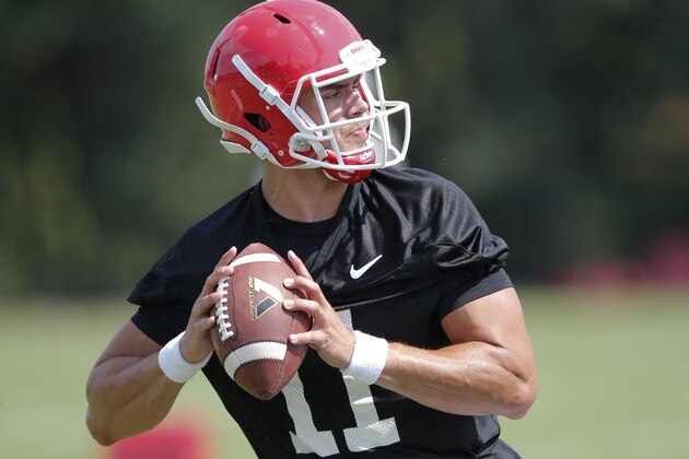 Georgia quarterback Greyson Lambert works during a college football practice Tuesday, Aug. 4, 2015, in Athens, Ga. (AP Photo/John Bazemore)
