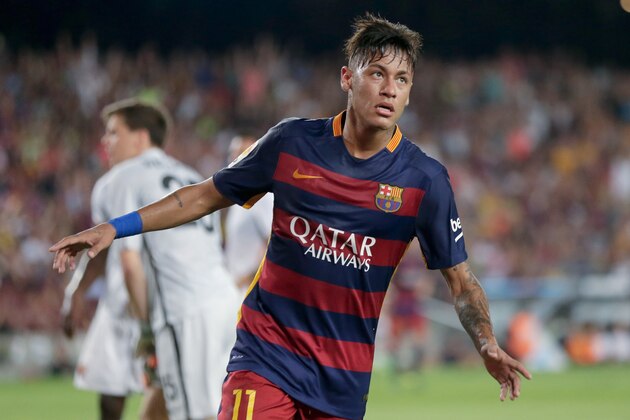 Neymar da Silva Santos Junior of FC Barcelona during the Joan Gamper Trophy match between Barcelona and AS Roma on August 5, 2015 at the Camp Nou stadium in Barcelona, Spain.(Photo by VI Images via Getty Images)
