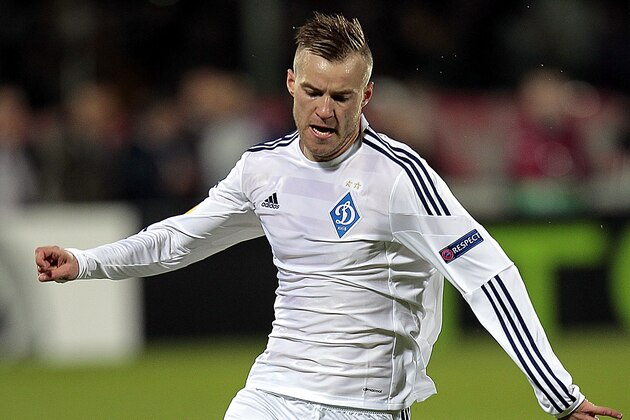 FLORENCE, ITALY - APRIL 23: Andriy Yarmolenko of FC Dynamo Kyiv in action during the UEFA Europa League Quarter Final match between ACF Fiorentina and FC Dynamo Kyiv on April 23, 2015 in Florence, Italy.  (Photo by Gabriele Maltinti/Getty Images)