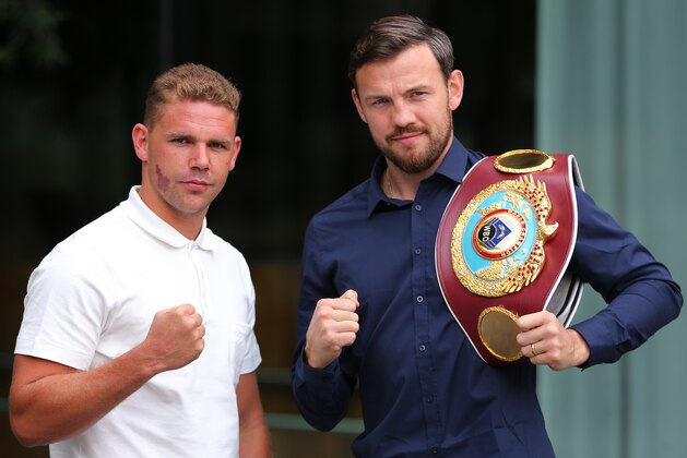 MANCHESTER, ENGLAND - AUGUST 17: Billy Joe Saunders of England (L) and Andy Lee of Ireland (R) pose after attending a press conference at the Manchester Hilton Hotel on August 17, 2015 in Manchester, England.  It was announced that Andy Lee will now be defending his WBO Middleweight Championship title against Billy Joe Saunders on October 10, 2015 in Manchester.. (Photo by Dave Thompson/Getty Images)