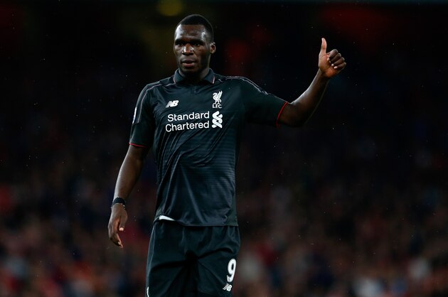 LONDON, ENGLAND - AUGUST 24:  Christian Benteke of Liverpool gives a thumbs up during the Barclays Premier League match between Arsenal and Liverpool at the Emirates Stadium on August 24, 2015 in London, United Kingdom.  (Photo by Julian Finney/Getty Images)
