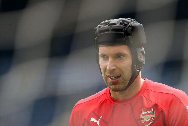 Arsenal's goalkeeper Petr Cech ahead of their English Premier League soccer match between Newcastle United and Arsenal at St James' Park, Newcastle, England, Saturday, Aug. 29, 2015. (AP Photo/Scott Heppell)