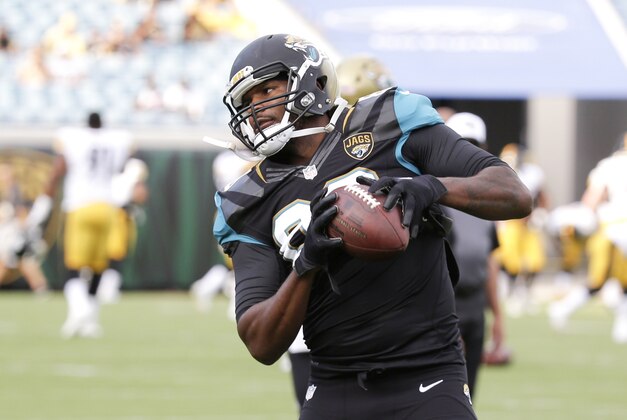 Jacksonville Jaguars tight end Julius Thomas (80) catches a pass before an NFL preseason football game between the Jacksonville Jaguars and the Pittsburgh Steelers, Friday, Aug. 14, 2015, in Jacksonville, Fla. (AP Photo/John Raoux)
