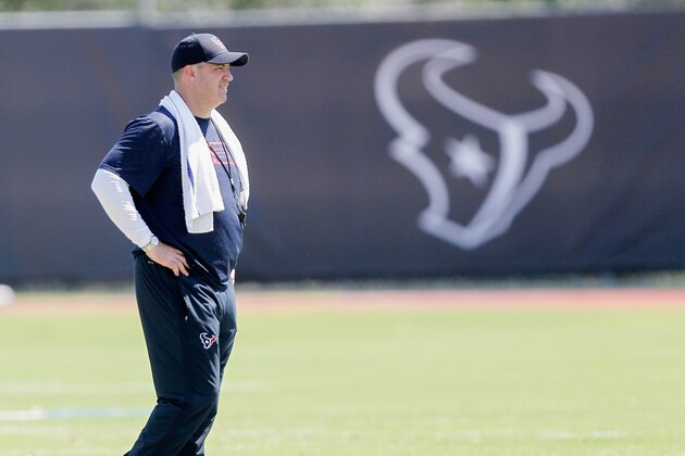 HOUSTON, TX - JUNE 01:  Head coach Bill O'Brien of the Houston Texans watches over practice as players work out during an NFL football organized team activity on June 1, 2015 in Houston, Texas.  (Photo by Bob Levey/Getty Images)
