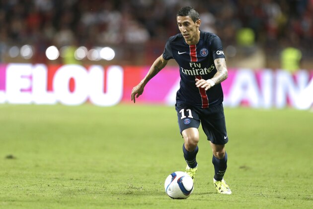 PSG player Angel Di Maria controls the ball during their French League One soccer match against Monaco, in Monaco stadium, Sunday, Aug. 30, 2015. (AP Photo/Lionel Cironneau)