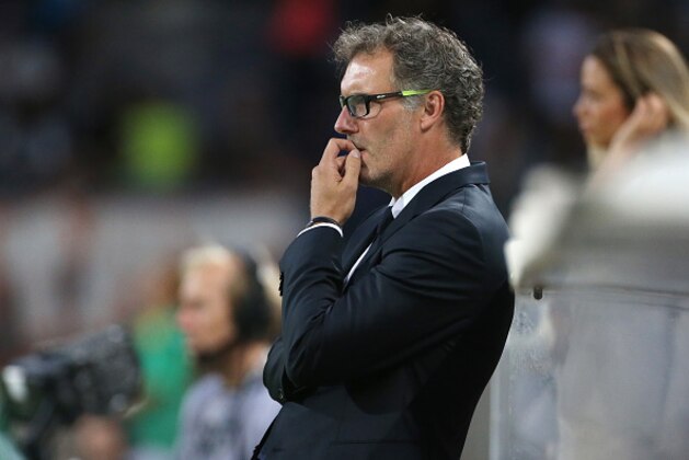MONTPELLIER - AUGUST 21: Coach of PSG Laurent Blanc looks on during the French Ligue 1 match between Montpellier Herault SC (MHSC) v Paris Saint-Germain (PSG) at Stade de la Mosson on August 21, 2015 in Montpellier, France. (Photo by Jean Catuffe/Getty Images)
