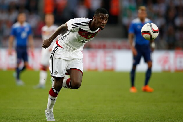 COLOGNE, GERMANY - JUNE 10:  Antonio Ruediger of Germany controls the ball during the International Friendly match between Germany and USA at RheinEnergieStadion on June 10, 2015 in Cologne, Germany.  (Photo by Boris Streubel/Getty Images)