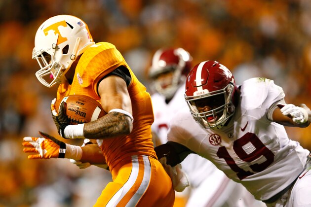 KNOXVILLE, TN - OCTOBER 25:  Jalen Hurd #1 of the Tennessee Volunteers against Reggie Ragland #19 of the Alabama Crimson Tide at Neyland Stadium on October 25, 2014 in Knoxville, Tennessee.  (Photo by Kevin C. Cox/Getty Images)