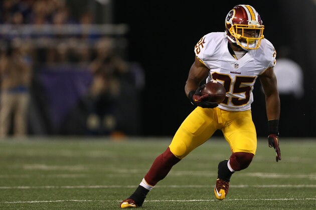 BALTIMORE, MD - AUGUST 29: Running back Chris Thompson #25 of the Washington Redskins carries the ball in the first quarter of a preseason game against the Baltimore Ravens at M&T Bank Stadium on August 29, 2015 in Baltimore, Maryland.  (Photo by Matt Hazlett/ Getty Images)
