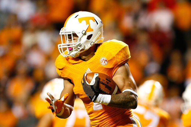 KNOXVILLE, TN - OCTOBER 25:  Jalen Hurd #1 of the Tennessee Volunteers against the Alabama Crimson Tide at Neyland Stadium on October 25, 2014 in Knoxville, Tennessee.  (Photo by Kevin C. Cox/Getty Images)