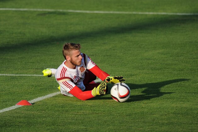 MADRID, SPAIN - SEPTEMBER 02:  David de Gea in action during the Spain training session at Ciudad de Futbol on September 2, 2015 in Las Rozas, Spain.  (Photo by Denis Doyle/Getty Images)
