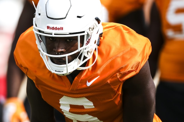 After leaving Alabama, running back Alvin Kamara is getting a second chance with rival Tennessee.