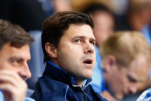 LONDON, ENGLAND - AUGUST 29:  Manager of Tottenham Hotspurs Mauricio Pochettino looks on during the Barclays Premier League match between Tottenham Hotspur and Everton at White Hart Lane on August 29, 2015 in London, United Kingdom.  (Photo by Julian Finney/Getty Images)