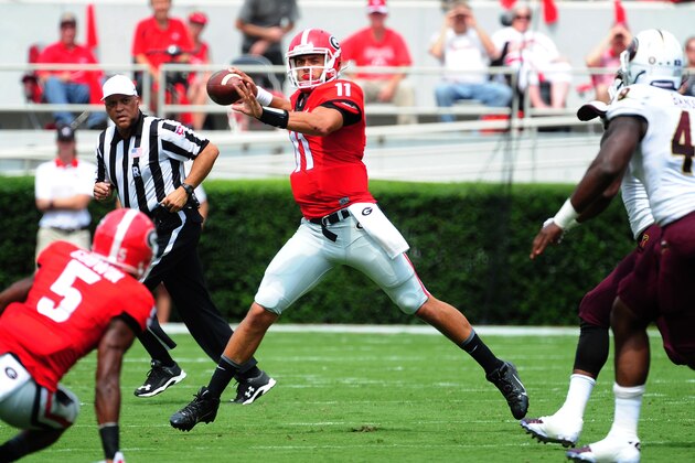 ATHENS, GA - SEPTEMBER 5: Greyson Lambert #11 of the Georgia Bulldogs passes against Louisiana Monroe Warhawks on September 5, 2015 in Atlanta, Georgia. Photo by Scott Cunningham/Getty Images)