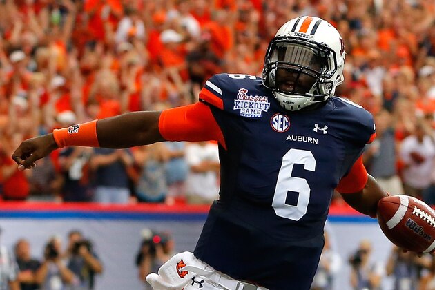 ATLANTA, GA - SEPTEMBER 05:  Jeremy Johnson #6 of the Auburn Tigers reacts after scoring a touchdown against the Louisville Cardinals at Georgia Dome on September 5, 2015 in Atlanta, Georgia.  (Photo by Kevin C. Cox/Getty Images)
