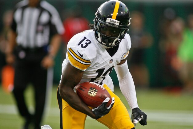 Aug 14, 2015; Jacksonville, FL, USA; Pittsburgh Steelers wide receiver/running back Dri Archer (13) returns a punt in the first quarter of a preseason NFL football game against the Jacksonville Jaguars at EverBank Field. The Jacksonville Jaguars won 23-21. Mandatory Credit: Phil Sears-USA TODAY Sports