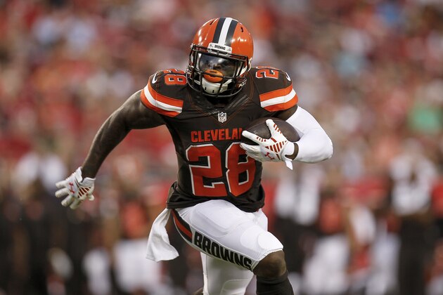 TAMPA, FL - AUGUST 29: Runningback Terrance West #28 of the Cleveland Browns on a running play during a preseason game against the Tampa Bay Buccaneers at Raymond James Stadium on August 29, 2015 in Tampa, Florida. The Browns defeated the Buccaneers 31 to 7. (Photo by Don Juan Moore/Getty Images)