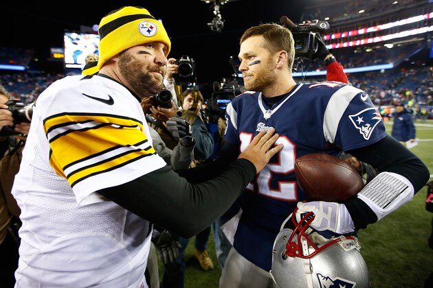 FOXBORO, MA - NOVEMBER 03:  Ben Roethlisberger #7 of the Pittsburgh Steelers greets Tom Brady #12 of the New England Patriots following the game at Gillette Stadium on November 3, 2013 in Foxboro, Massachusetts.  (Photo by Jared Wickerham/Getty Images)